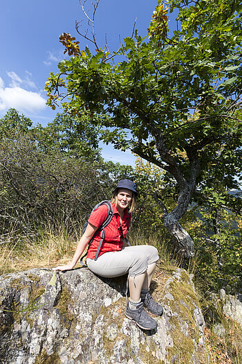 Annette bei der Ruine Bilstein