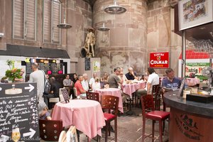 Restaurant in der Markthalle von Colmar