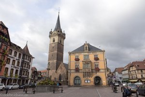 auf dem Marktplatz von Obernai