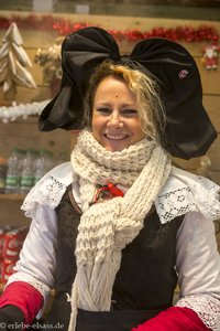 Elsässerin in typischen Tracht