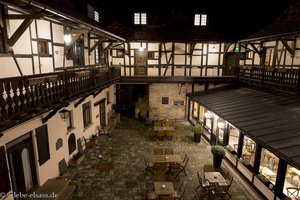 der prächtige Innenhof des Le Gouverneur Hôtel in Obernai