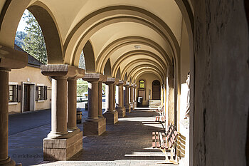 Gewölbegang der Basilika