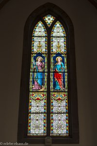 Kirchenfenster in der Kirche Saint-Georges von Schirmeck