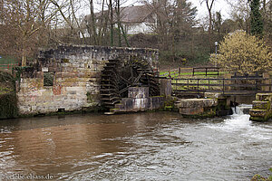 alte Mühlräder an der Lauter bei Wissembourg