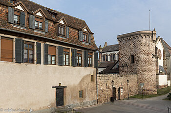 das Le Gouverneur Hôtel als Teil der Befestigungsanlage Obernais
