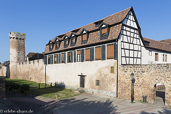 das Le Gouverneur Hôtel als Teil der Befestigungsanlage Obernais