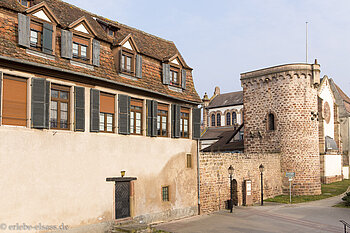 alte Befestigungsanlagen beim Hotel Gouverneur in Obernai