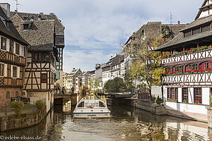 die Drehbrücke über den Ill-Kanal bei Strasbourg