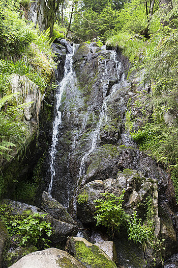 Wasserfall zwischen Schlucht und Hohneck