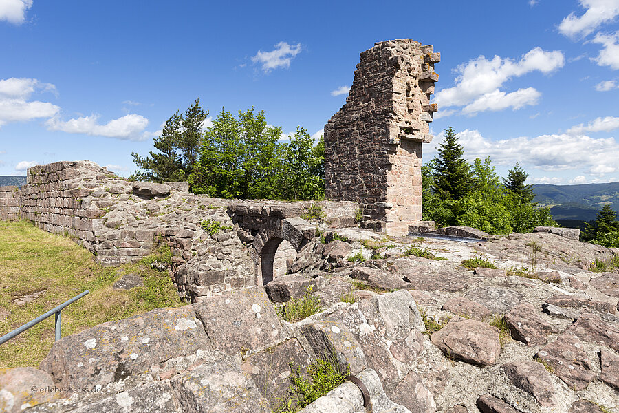 In der Ruine Château Hohnack