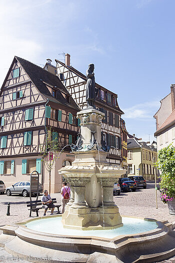 beim Roesselmann-Brunnen bei Klein-Venedig in Colmar