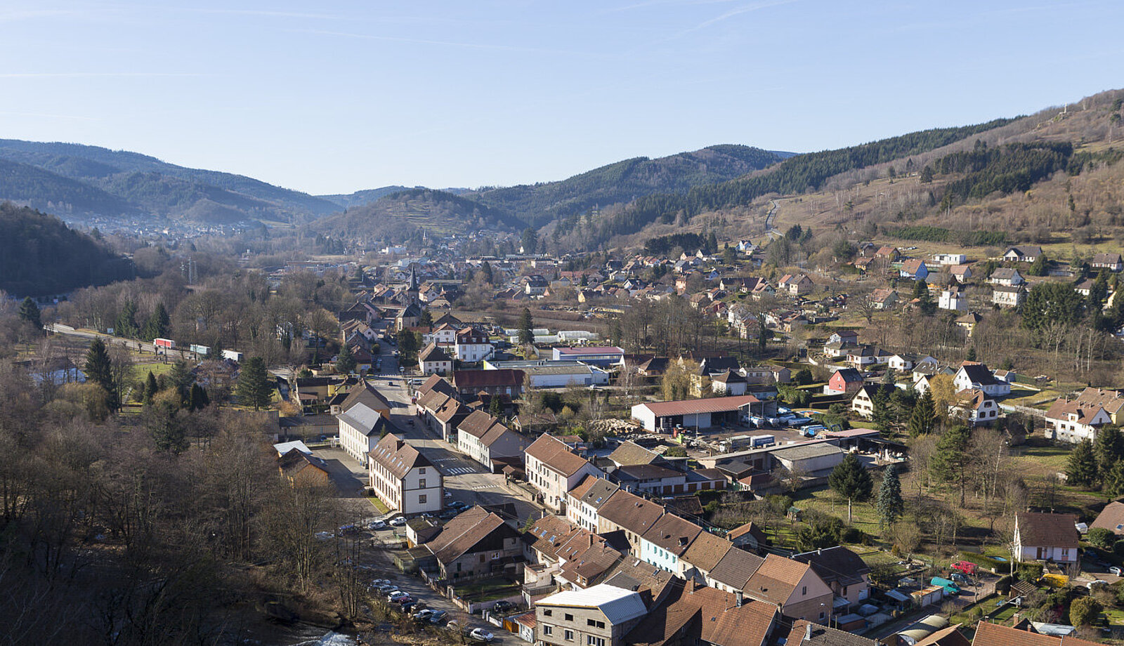 Aussicht von der Burg Schirmeck über das Bruchetal